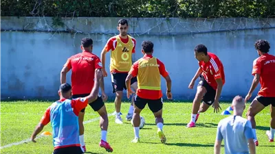 لاعبو الأهلي يعودون للتدريبات غدا استعدادا للقاء الشرقية إنبي