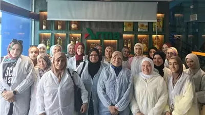 طلاب جامعة بنها في جولة داخل مصانع العاشر من رمضان للتعرف على فرص العمل