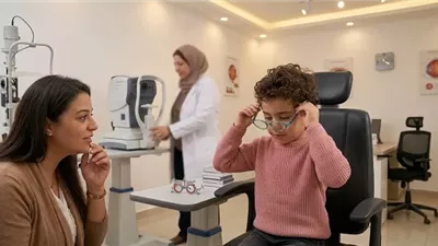 نظارتك قد تكون سبب الصداع.. أخطاء بسيطة في اختيار العدسات تؤثر على الرؤية