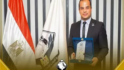 تنسيقية شباب الأحزاب والسياسيين تكرم عددًا من أعضائها تقديرًا لإسهامات