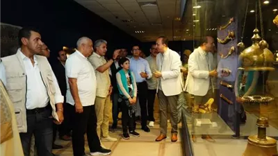 وزير السياحة ومحافظ مطروح يتفقدان عددًا من المتاحف بالمحافظة
