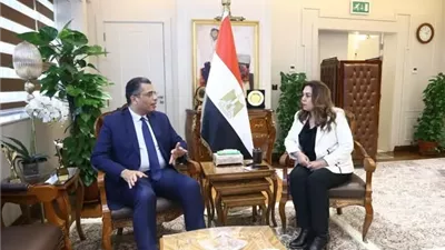 وزيرة التنمية المحلية تتابع منظومة المخلفات بالبحر الأحمر