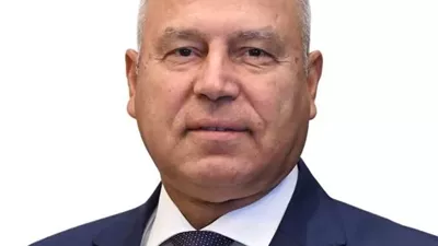 «النقل» تحذر: كامل الوزير لا يملك حسابًا رسميًا على فيسبوك