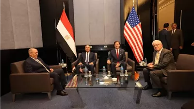 وزير النقل يبحث مع مسؤول أمريكي تعزيز الشراكة في مشروعات النقل