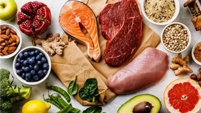 10 أطعمة تساعد على تقليل دهون البطن ودعم فقدان الوزن