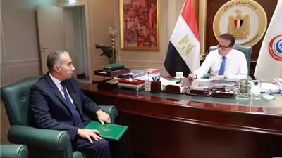 وزير الصحة يبحث مع سفير مصر لدى أوغندا تعزيز التعاون الصحي