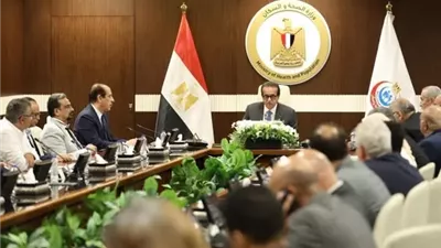 وزير الصحة يشدد على تسريع مشروعات «حياة كريمة» بالمنيا