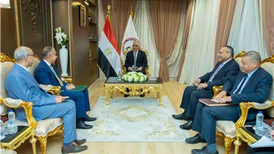 جمبلاط يستقبل سفير مصر لدى أوغندا لبحث سبل تعزيز التعاون المشترك