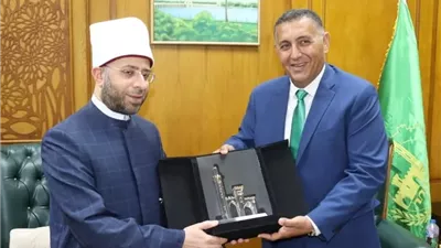 محافظ القليوبية يستقبل وزير الأوقاف في احتفالات العيد القومي الـ158