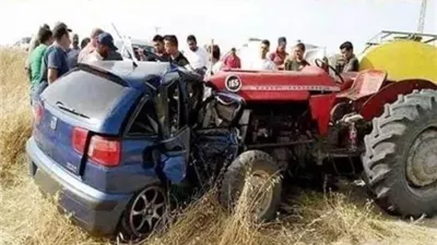 إصابة 6 في تصادم سيارة ملاكي بجرار زراعي على طريق جمصة