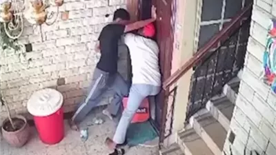 حبس المتهمين باقتحام شقة سيدة كينية في البساتين