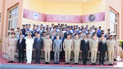 الأكاديمية العسكرية المصرية تحتفل بتخريج الدورة الثانية لطلبة مركز التدريب المهني بهيئة قناة السويس