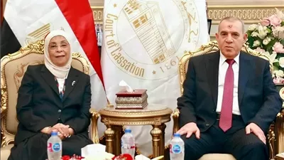 رئيسة النيابة الإدارية تهنئ رئيس محكمة النقض بتوليه منصبه