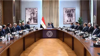 معارض دائمة.. رئيس الوزراء يتابع جهود توافر السلع وضبط حركة الأسواق