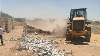 رفع 83 طن مخلفات صلبة بمركز قنا لتعزيز مستوى النظافة
