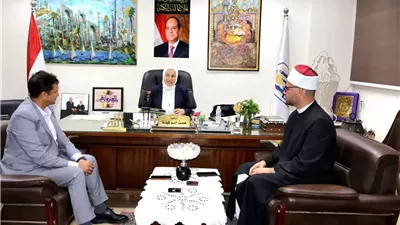 «تعليم القاهرة» تشارك «بيت الزكاة» بتنفيذ مبادرة «إلى المدرسة»