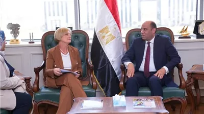 وزير العمل يبحث مع نظيرته الإيطالية فتح مسارات آمنة لتشغيل العمالة المصرية في إيطاليا