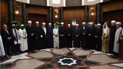 المفتي يزور شيخ الأزهر على رأس وفد من العلماء المشاركين في مؤتمر الإفتاء