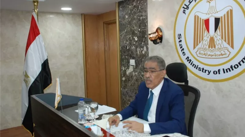 الكاتب الصحفي ضياء