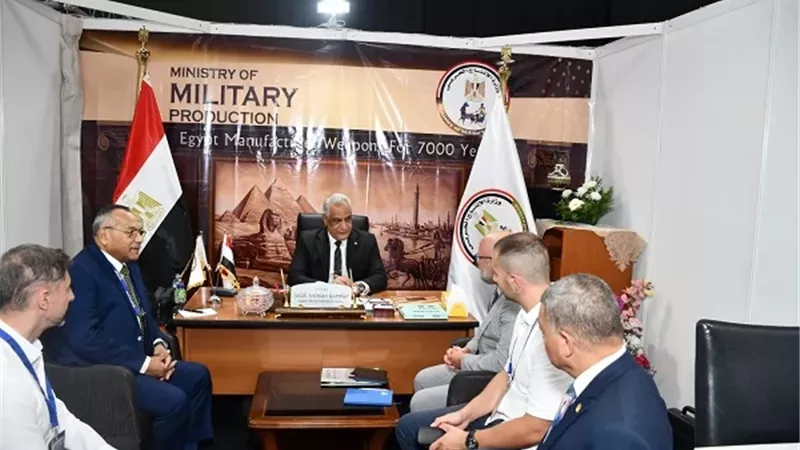 وزير الإنتاج الحربي