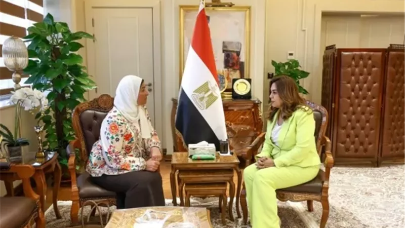 منال عوض: مواجهة