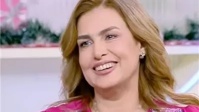 سيمون تطرح أغنية 