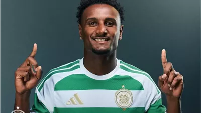 هيثم حسن يقود تشكيل سيلتيك أمام سانت ميرين في الدوري الاسكتلندي