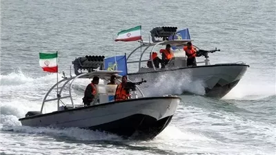 الحرس الثوري الإيراني: استهداف حاملة طائرات ومدمرتين أمريكيتين