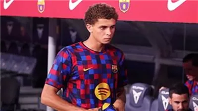 تشكيل برشلونة المتوقع أمام فالنسيا.. موقف حمزة عبدالكريم