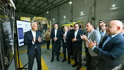 رئيس الوزراء يفتتح مصنعي «تكنوفيجن» لتجهيز سيارات الإسعاف