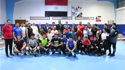 وزير الرياضة يجري جولة تفقدية بالمركز الأولمبي لمتابعة استعدادات المنتخبات