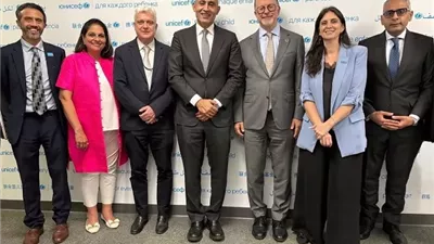 وزير التعليم يبحث مع نائب المدير التنفيذي لليونيسف تعزيز التعاون وتطوير مهارات الطلاب