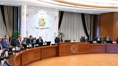 رئيس الوزراء يترأس اجتماع المجموعة الوزارية الاقتصادية