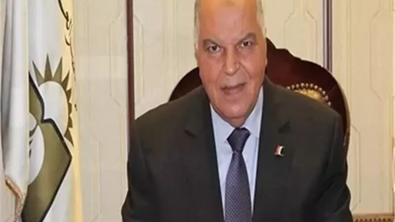 خلف الزناتى نقيب