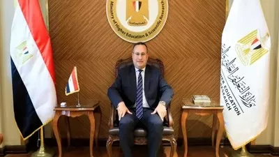 وزير التعليم العالي يعلن صدور عدة قرارات بتعيين قيادات بحثية جديدة