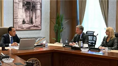 مدبولي يؤكد دعم الحكومة الكامل لخطط«أكور» للتوسع في السوق المصرية