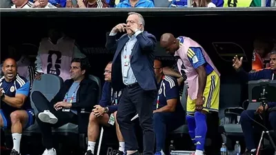 رسميا .. اتحاد كوراساو يجدد عقد الهولندي أدفوكات حتى يوليو 2027