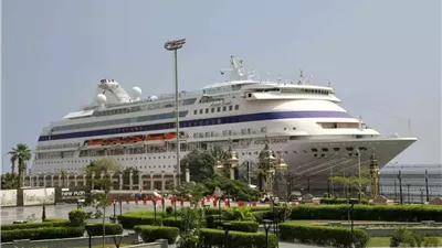 ميناء غرب بورسعيد يستقبل السفينة السياحية «ASTORIA GRANDE»