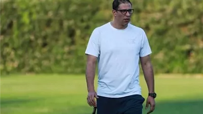عبد العاطي يعلن تشكيل أبوقير للأسمدة في مواجهة الزمالك بالدوري