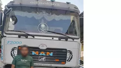 ضبط سائق نقل ألقى حمولة خرسانة بالطريق العام في مدينة نصر