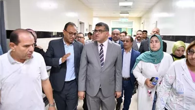 محافظ قنا يتفقد اللمسات الأخيرة قبل افتتاح مستشفى قنا الجديدة