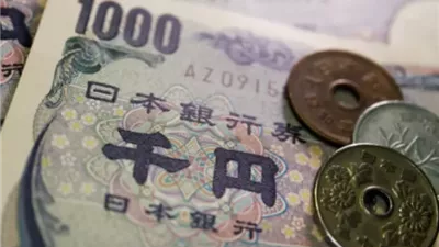 قبل بيانات التضخم.. الين قرب أعلى مستوى في 7 أشهر والدولار مستقر
