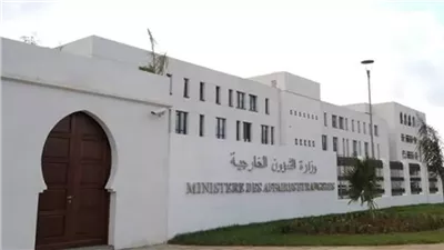 الجزائر تستنكر الهجوم على خط أنابيب شرق-غرب بالسعودية