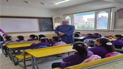رئيس منطقة المنيا الأزهرية يتفقد معهد عمر بن عبدالعزيز النموذجي