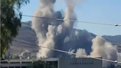 الاحتلال الإسرائيلي ينفذ تفجيرات في عدة مناطق بجنوب لبنان
