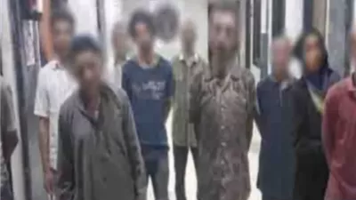 القبض على 9 رجال وسيدة يستغلون 13 طفلا فى التسول بالجيزة