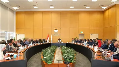وزيرة الإسكان تتابع موقف منظومة الصرف الصحي بمحافظة القاهرة