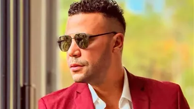 محمد إمام يستعيد ذكريات طفولته مع والده