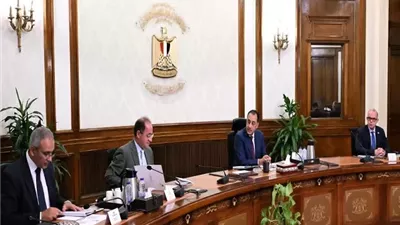 رئيس الوزراء يتابع جهود تحفيز الإنتاج المحلي وتعميق التصنيع الوطن