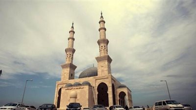 غزة تعلن تمديد وقف صلاة الجمعة والجماعة أسبوعين إضافيين